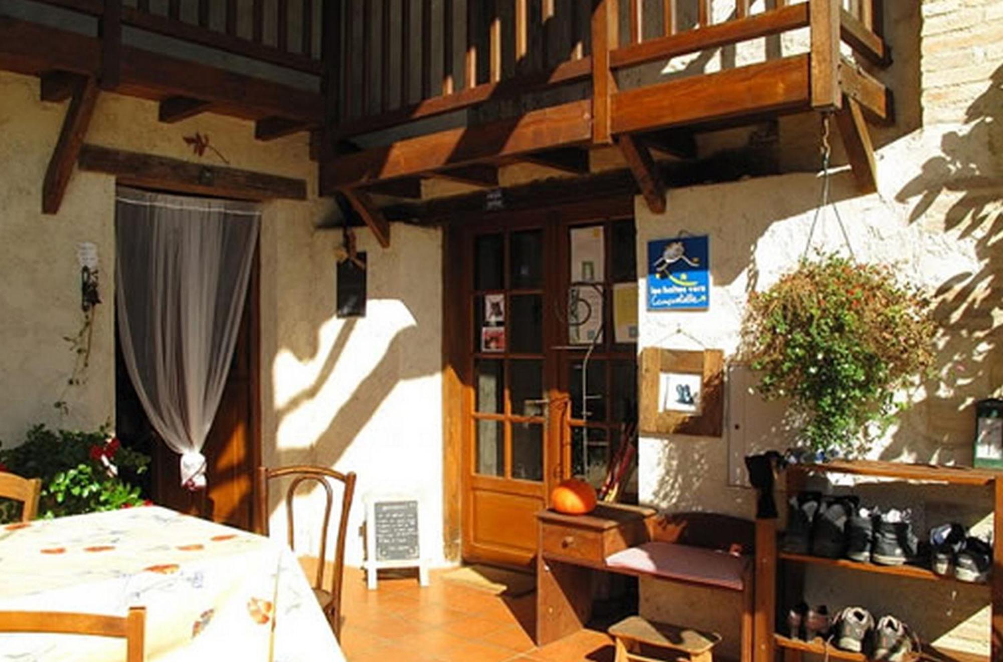 Hostel Le Grange Giscaro Exterior foto